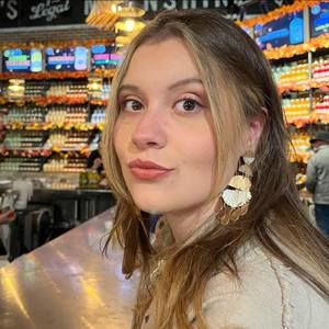 Meet your Posher, Lexie